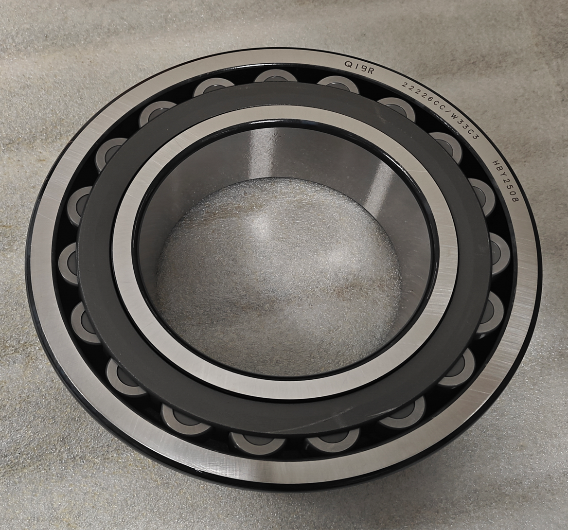 Why Are Only Spherical Roller Bearings Used in the Wheels?